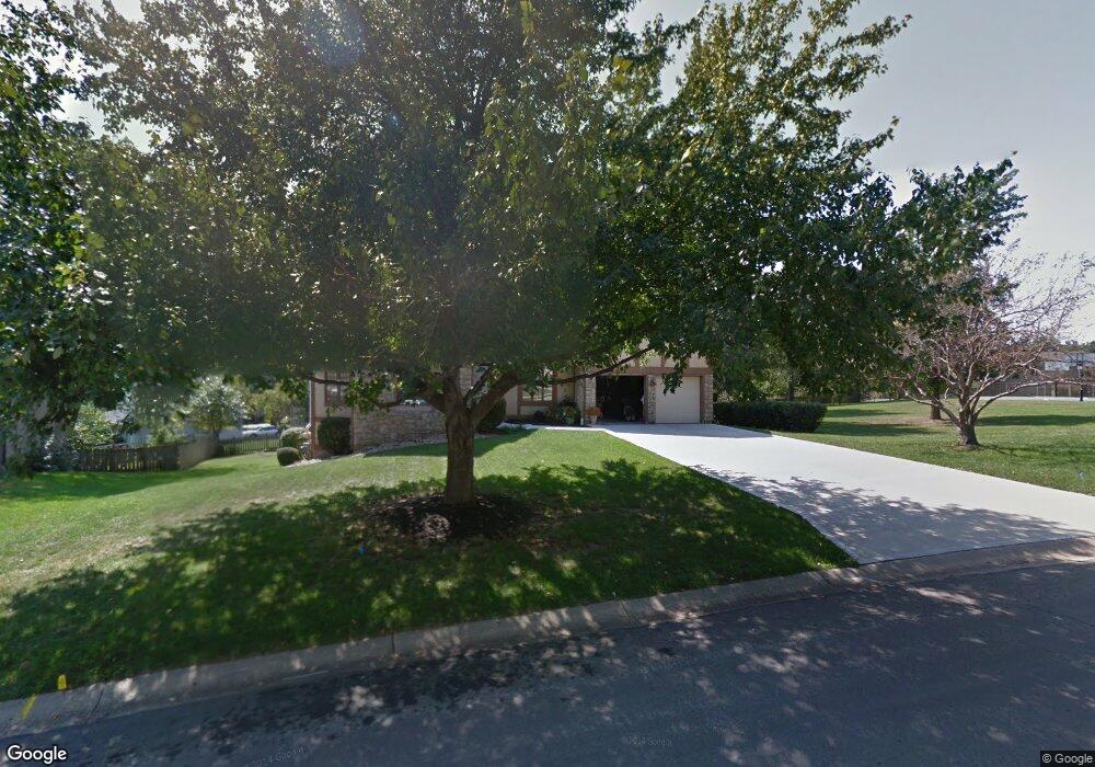 13213 W 77th Place, Shawnee, KS 66216 - photo 1