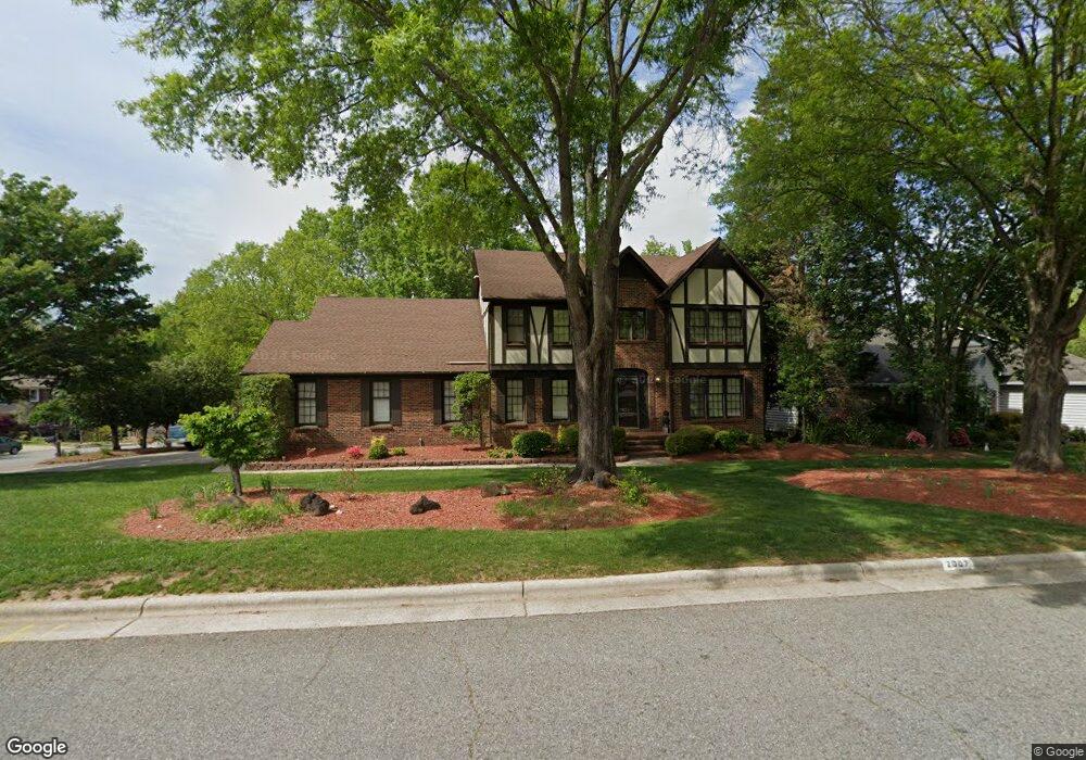 2007 Candelar Dr, High Point, NC 27265 - photo 1