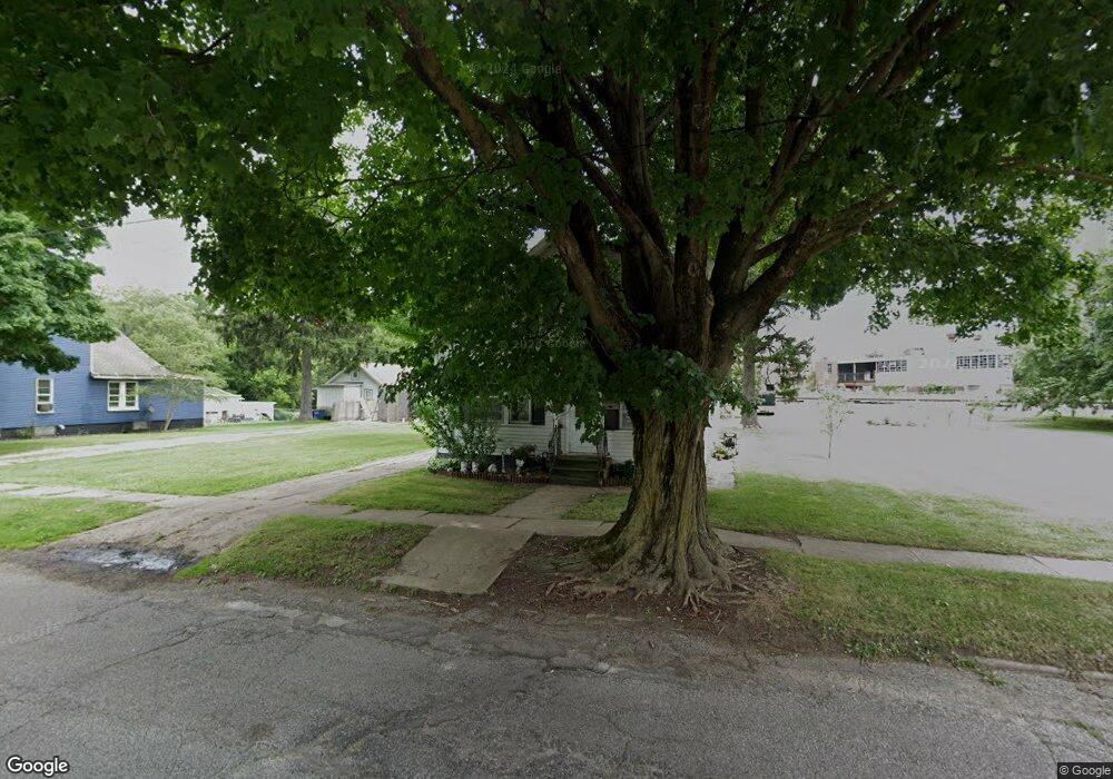 405 Pulaski St, La Porte, IN 46350 - photo 1