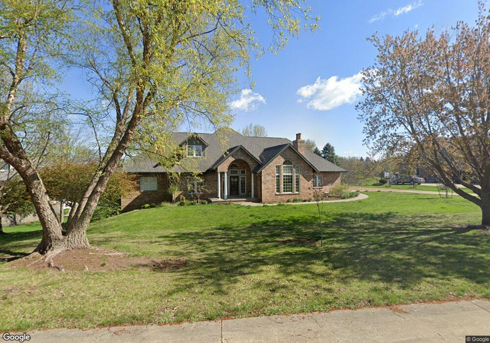 1320 Golf View Ln, Newton, IA 50208 - photo 1