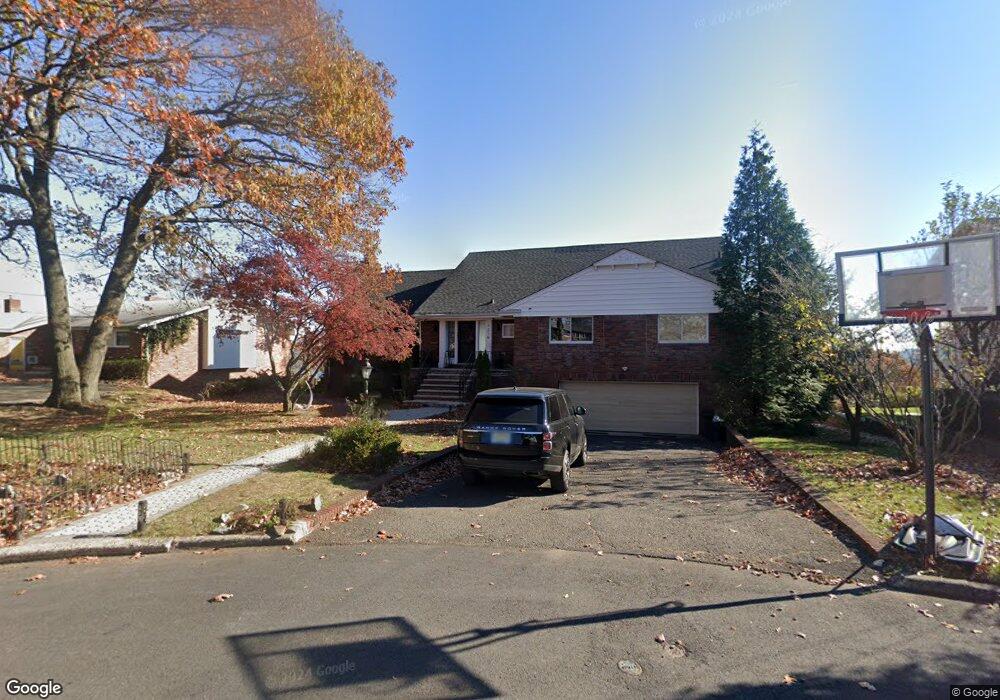 1216 Duncan Rd, Fort Lee, NJ 07024 - photo 1