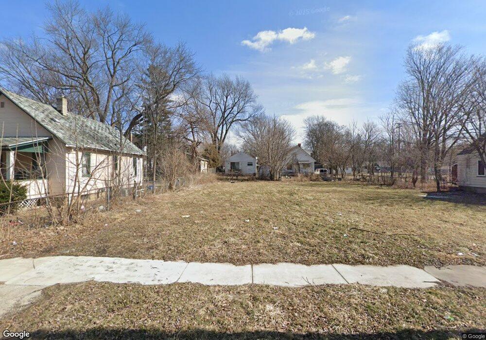 1314 Cronk Ave, Flint, MI 48506 - photo 1