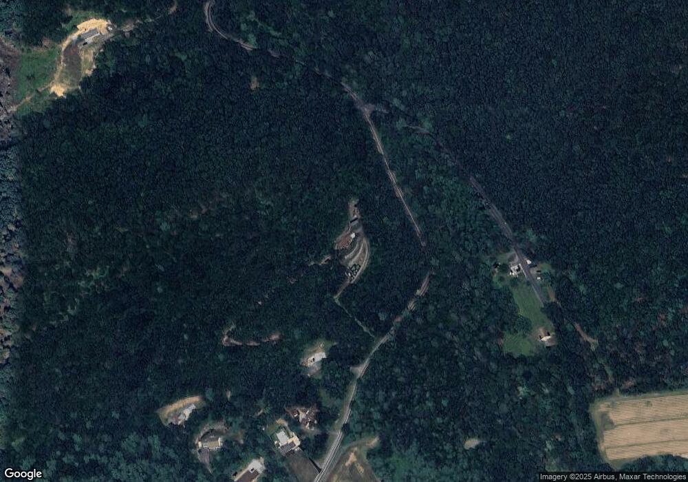 395 Mountain Rd, New Ringgold, PA 17960 - photo 1