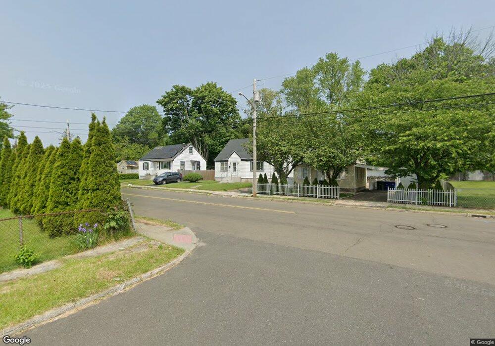 286 Soundview Ave, Bridgeport, CT 06606 - photo 1