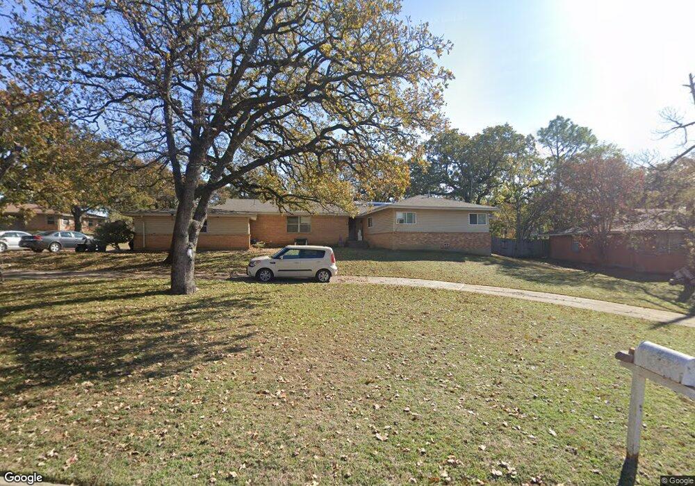 14 Shadowbrook Ln, Hurst, TX 76053 - photo 1