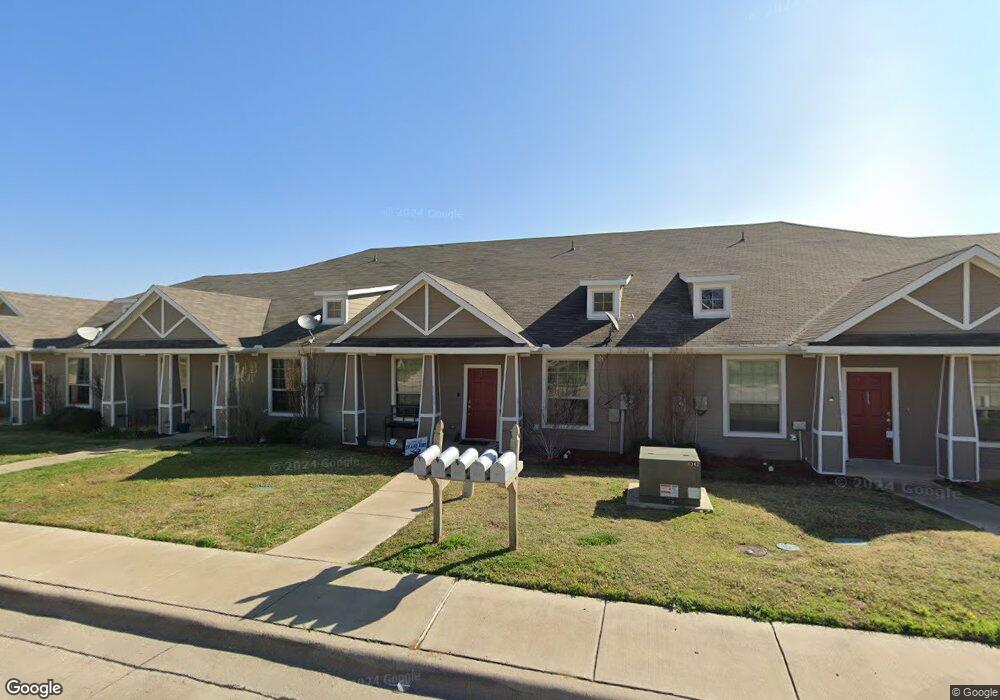 1109 Newcastle Dr, Weatherford, TX 76086 - photo 1