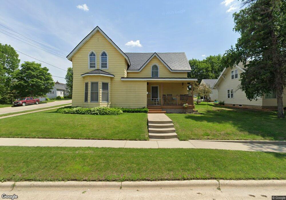 621 S Main St, Zumbrota, MN 55992 - photo 1