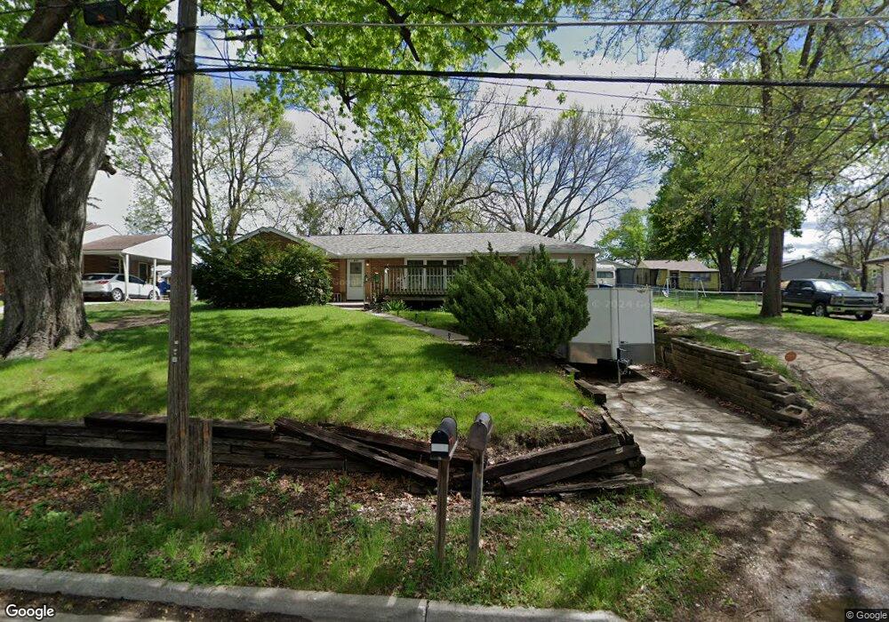 5901 SW 3rd St, Des Moines, IA 50315 - photo 1