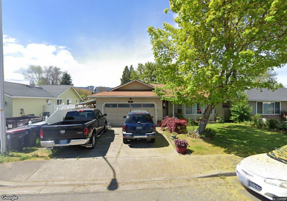 318 Joseph St, Central Point, OR 97502 - photo 1