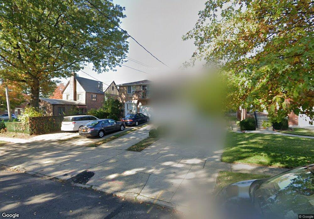 21907 43rd Ave, Bayside, NY 11361 - photo 1