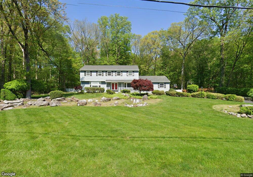 76 Gatehouse Rd, Trumbull, CT 06611 - photo 1