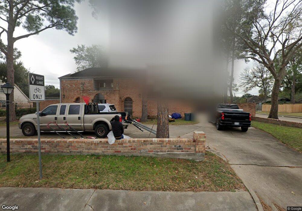 10123 Briar Forest Dr, Houston, TX 77042 - photo 1