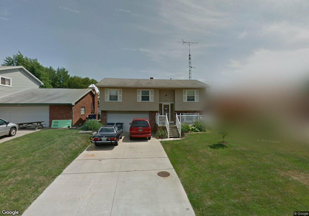 2318 Roseann Dr, Toledo, OH 43611 - photo 1