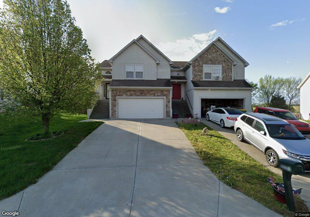 22505 W 76th Terrace, Shawnee, KS 66227 - photo 1