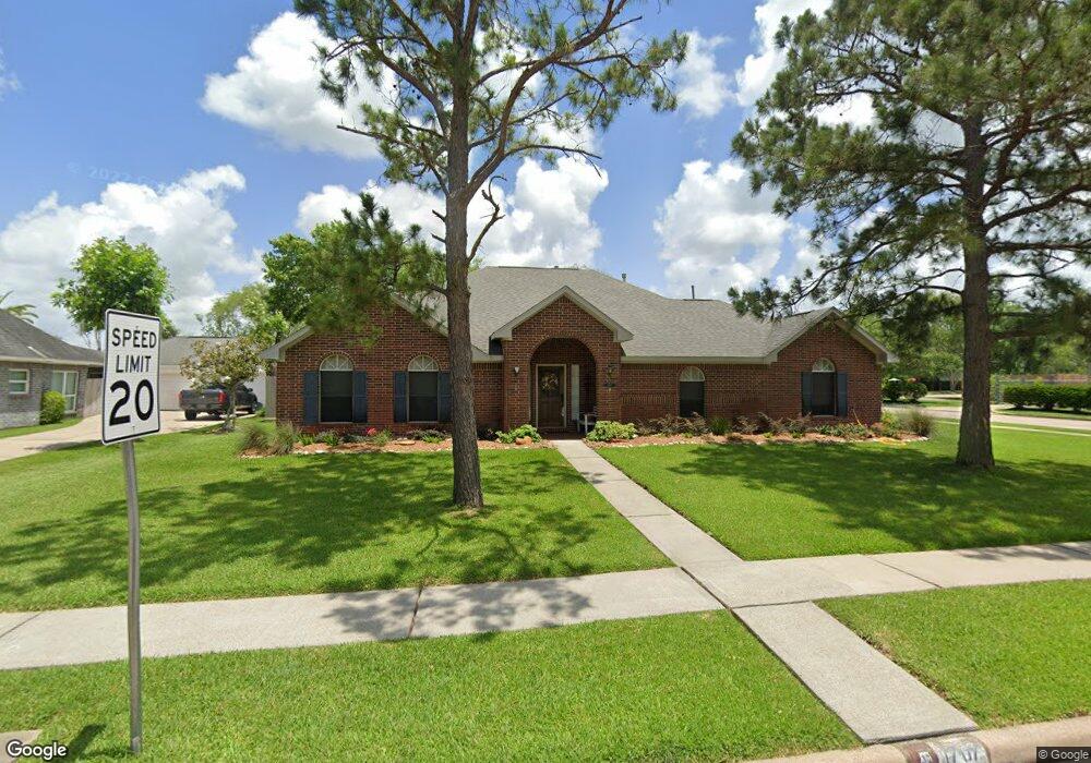 1707 Destin Ln, Friendswood, TX 77546 - photo 1