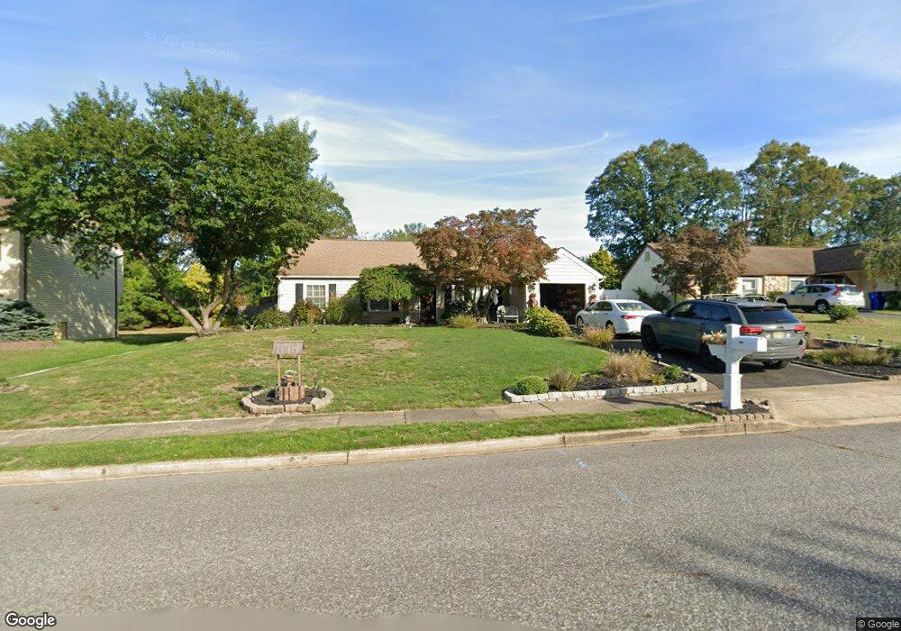 885 Jamesport Dr, Toms River, NJ 08753 - photo 1