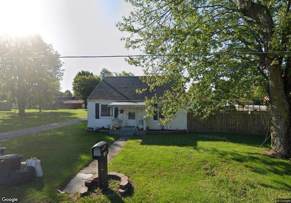 102 E Mulberry St, Waynesfield, OH 45896 - photo 1