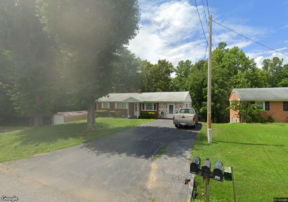 1455 Elijah Cir, Martinsville, VA 24112 - photo 1