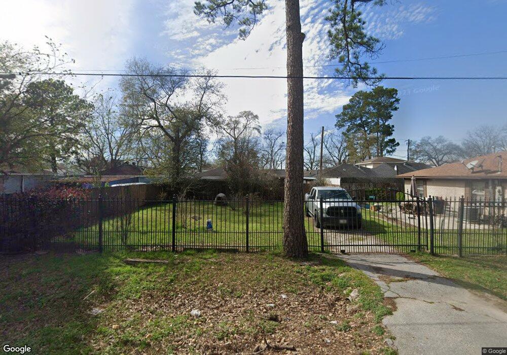 9111 Exeter St, Houston, TX 77093 - photo 1