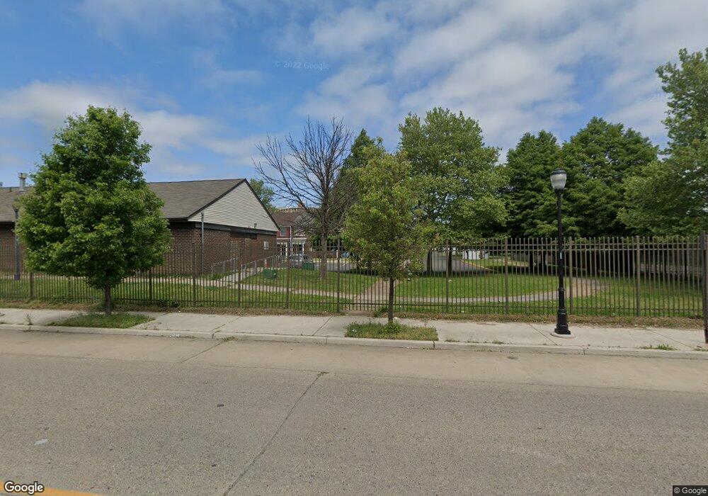 204 Berkley Ct, Camden, NJ 08103 - photo 1