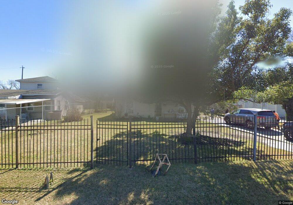 7722 Southern St, Houston, TX 77087 - photo 1