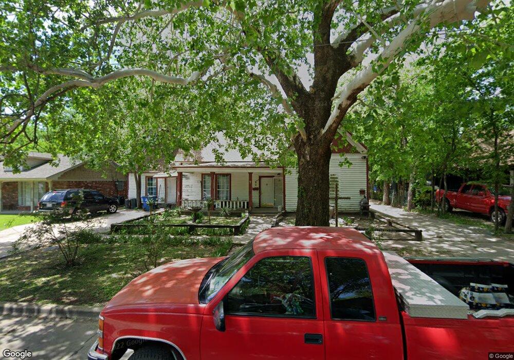 703 N Mckinney St, Ennis, TX 75119 - photo 1