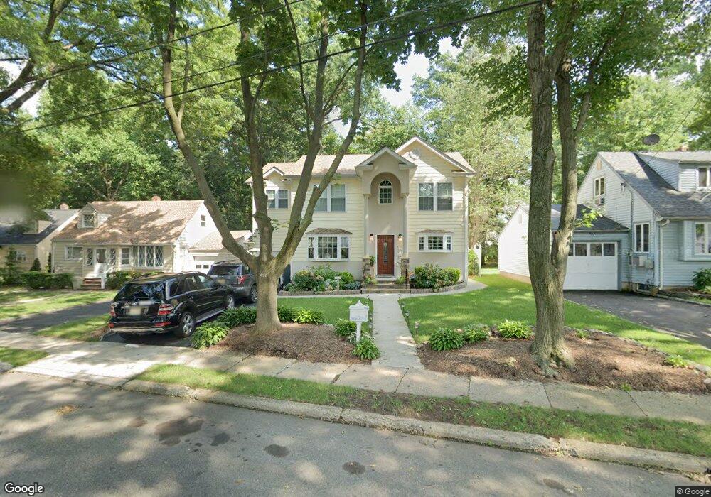 817 Hemlock Rd, Union, NJ 07083 - photo 1