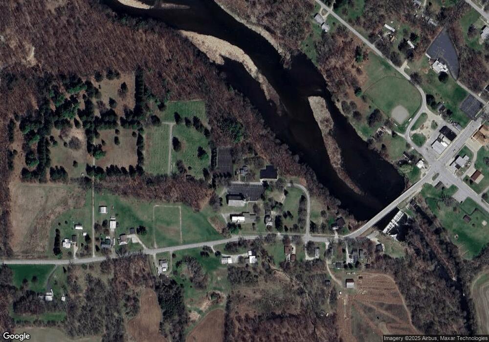 410 River St, Hubbardston, MI 48845 - photo 1