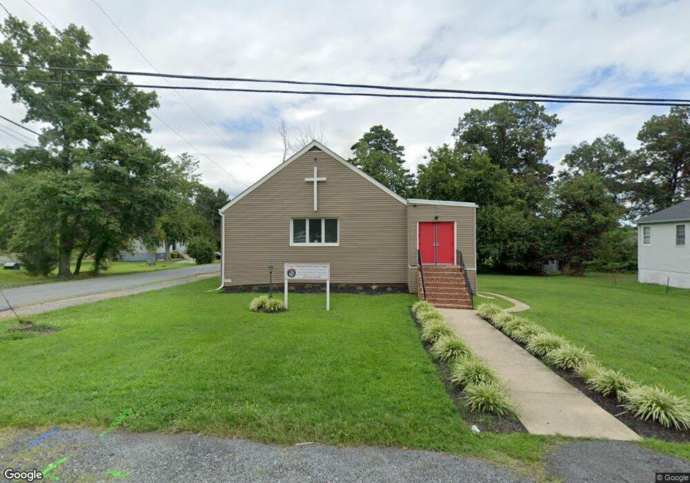 8600 Locust Grove Dr, Laurel, MD 20707 - photo 1