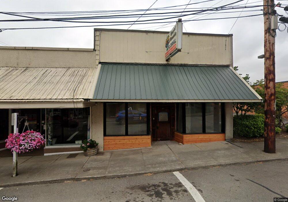 207 NE 1st St, Winlock, WA 98596 - photo 1