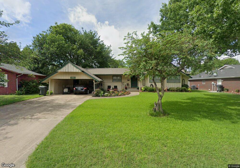 921 Ash St, Ardmore, OK 73401 - photo 1