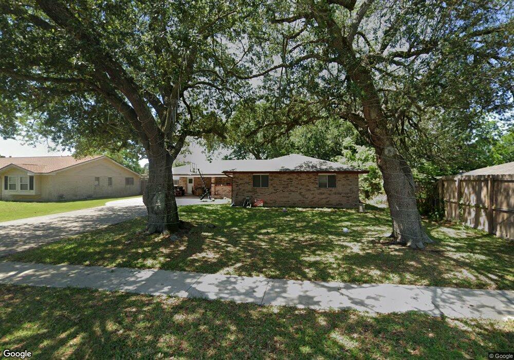 208 Laurel St, Lake Charles, LA 70605 - photo 1