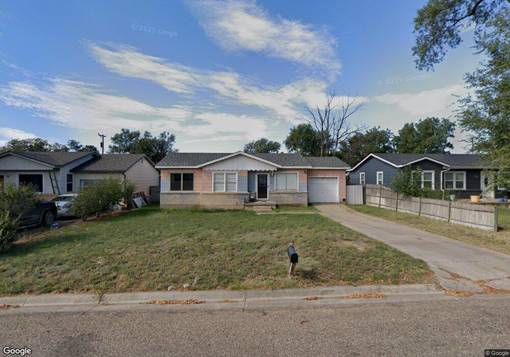 211 Peach Ave, Dumas, TX 79029 - photo 1