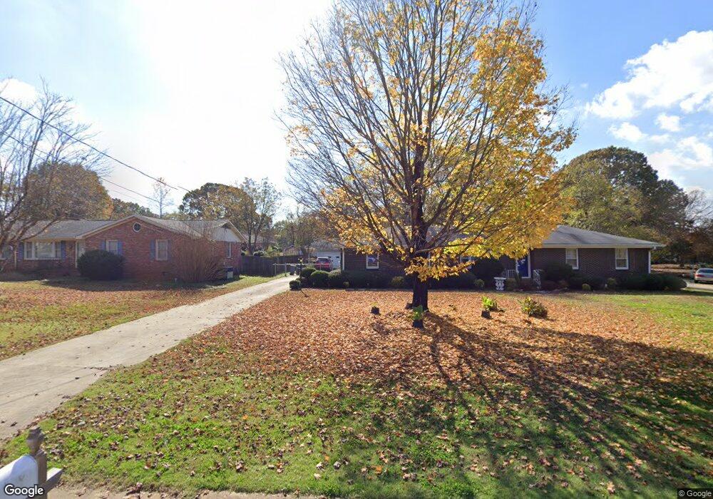 4 Fairlane Dr, Mauldin, SC 29662 - photo 1