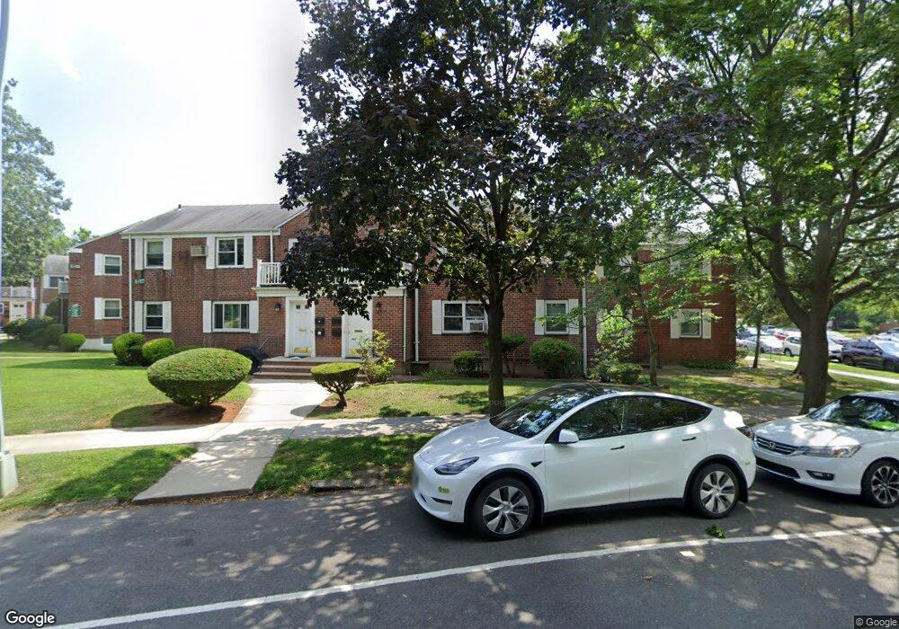 7402 260th St unit A52, Glen Oaks, NY 11004 - photo 1