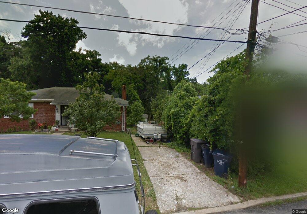 5906 Bald Eagle Dr, Oxon Hill, MD 20745 - photo 1