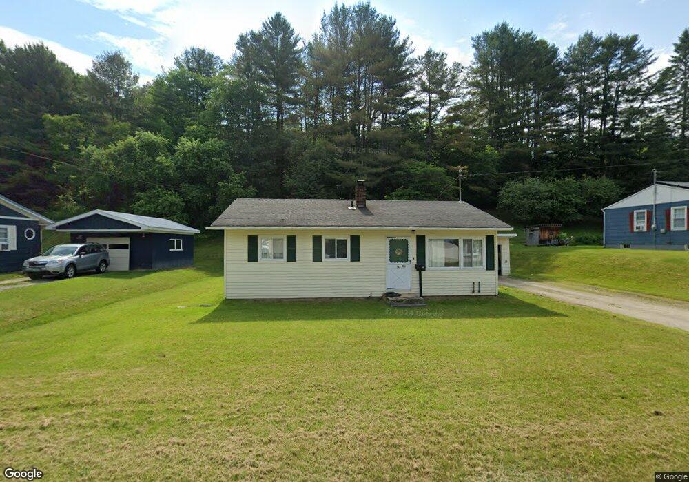 145 Sunset Dr, Saint Johnsbury, VT 05819 - photo 1