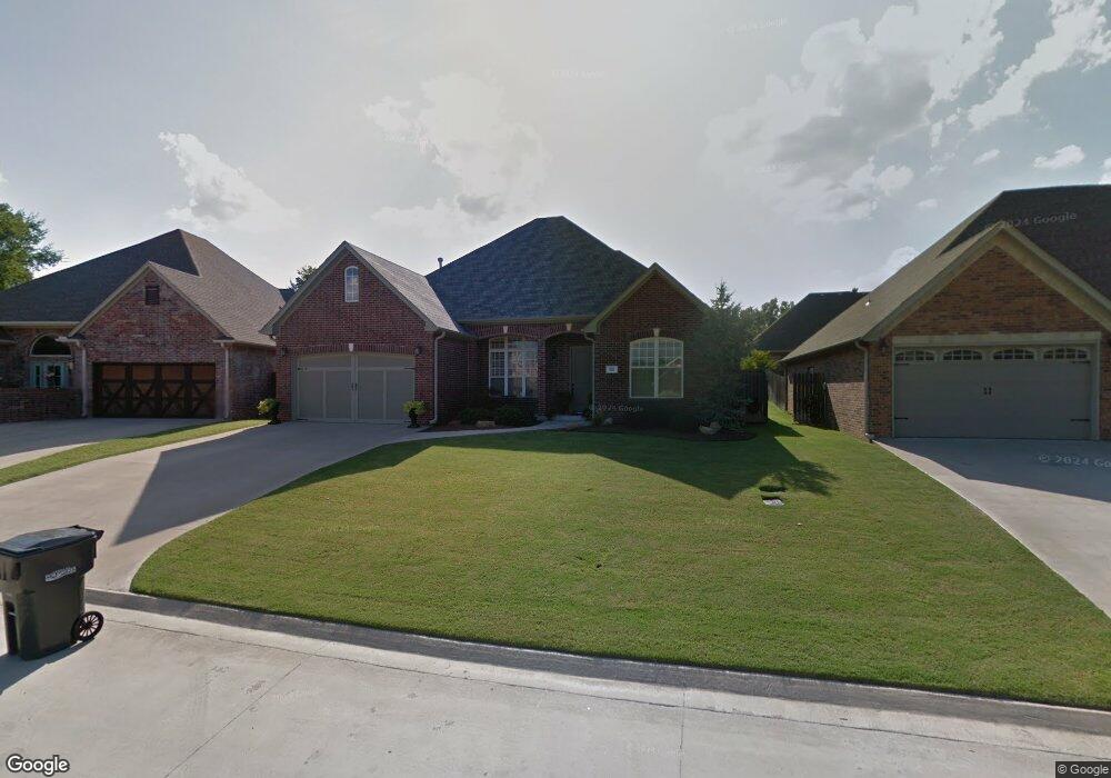 833 Sunset Ct, Ardmore, OK 73401 - photo 1
