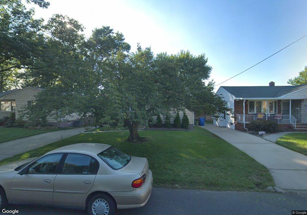 40 Austin St, Sewaren, NJ 07077 - photo 1