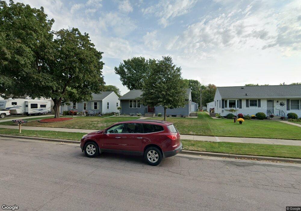 1109 S Jefferson St, New Ulm, MN 56073 - photo 1