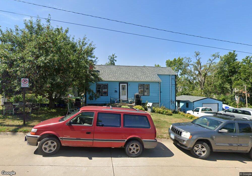 1200 20th Ave SW, Cedar Rapids, IA 52404 - photo 1