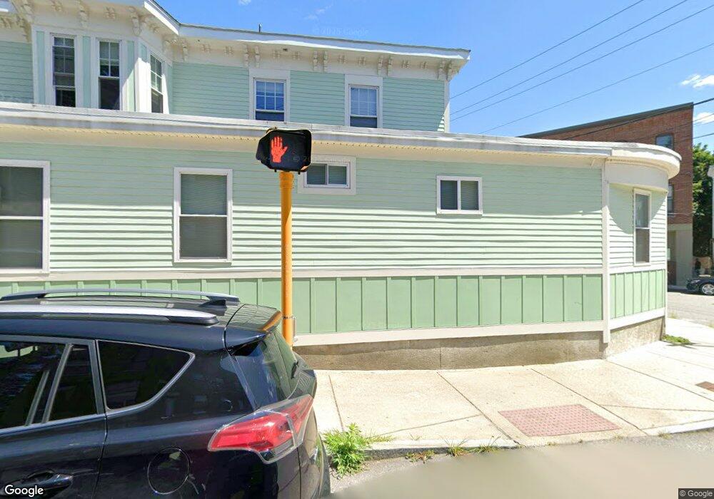 624 Gorham St, Lowell, MA 01852 - photo 1