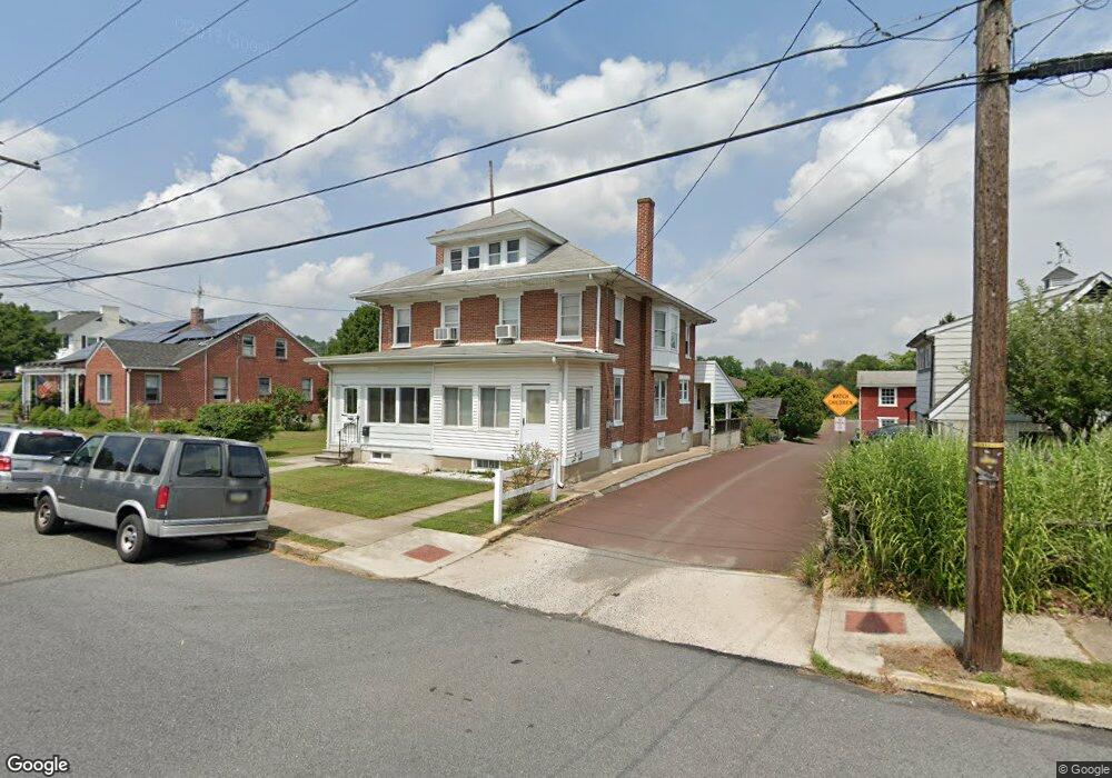 27 W 6th St, Boyertown, PA 19512 - photo 1