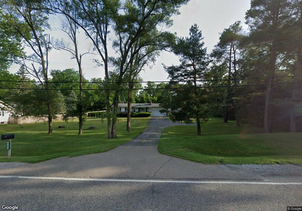 8055 E Coldwater Rd, Davison, MI 48423 - photo 1