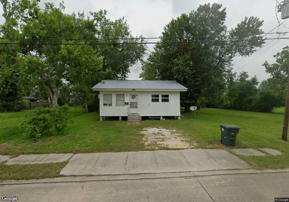 2409 Elaine St, Lake Charles, LA 70601 - photo 1