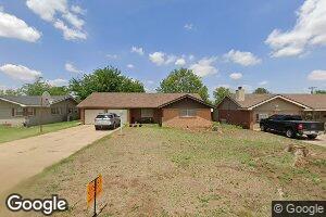2908 W 17th St, Plainview, TX 79072