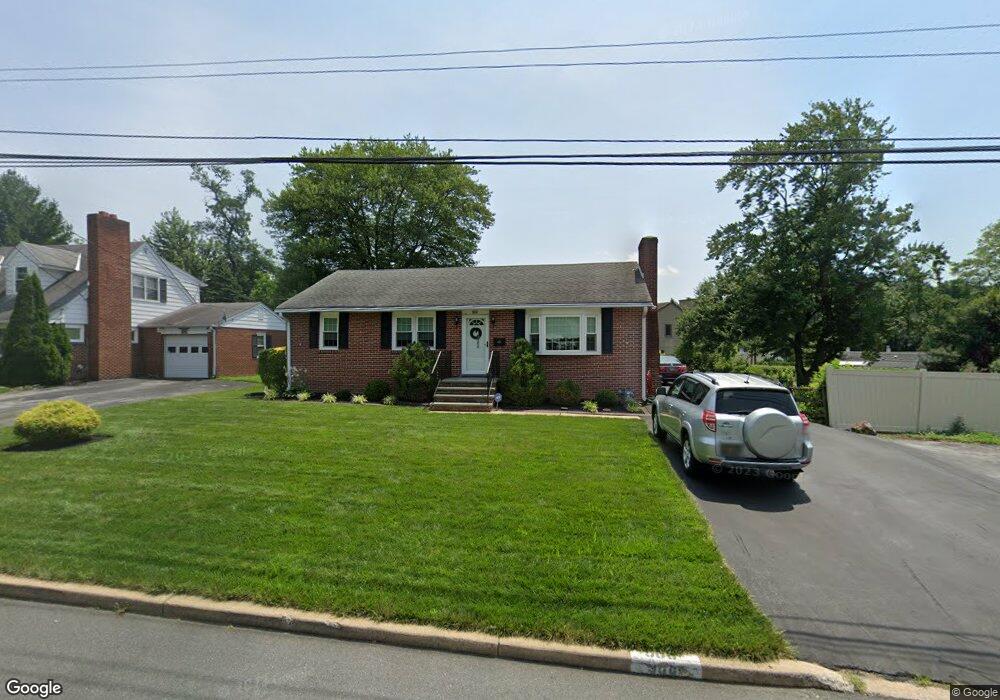 908 Wilson Rd, Wilmington, DE 19803 - photo 1