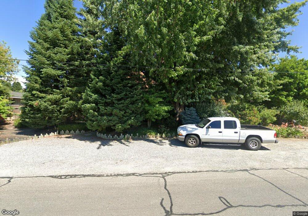 77 N Hanford Ave, East Wenatchee, WA 98802 - photo 1