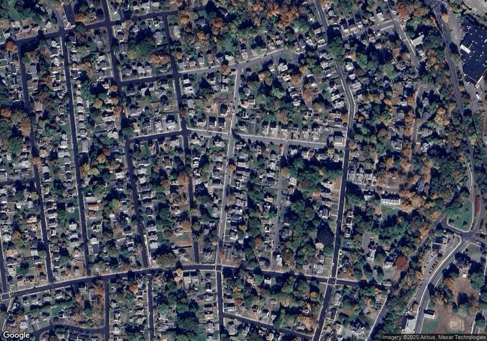 127 Walnut St, Naugatuck, CT 06770 - photo 1