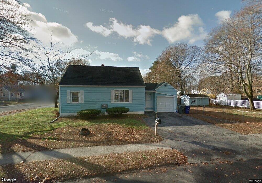 160 Lynne Place, Bridgeport, CT 06610 - photo 1